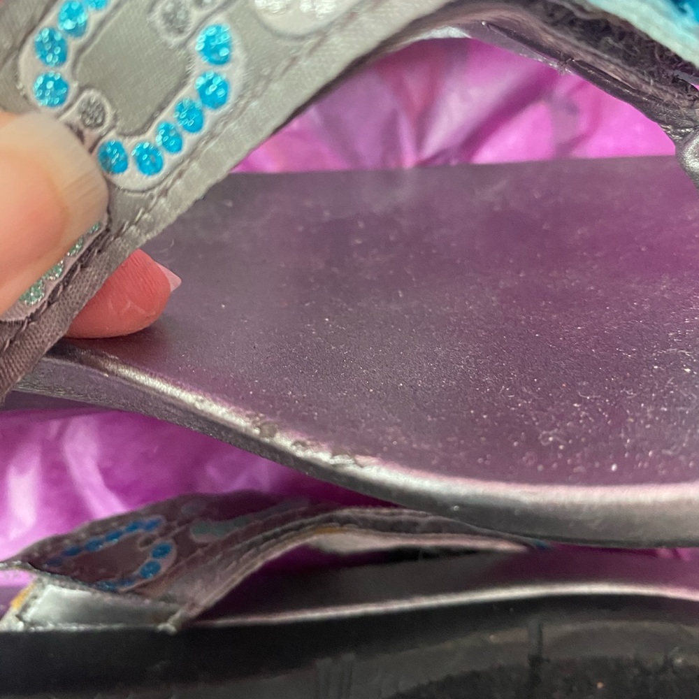 Flip flops